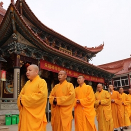 龙山寺